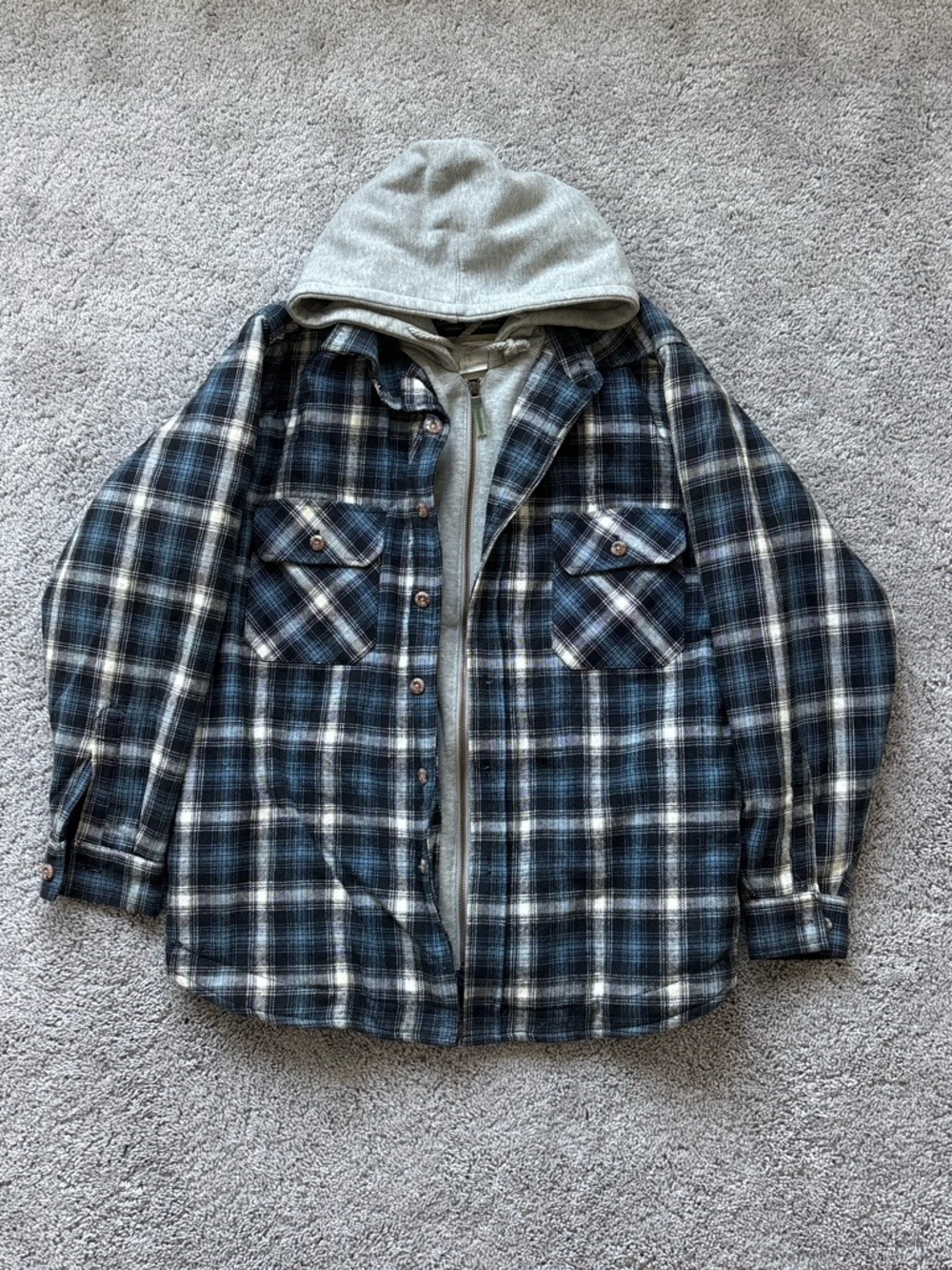 Men's jacket interior label